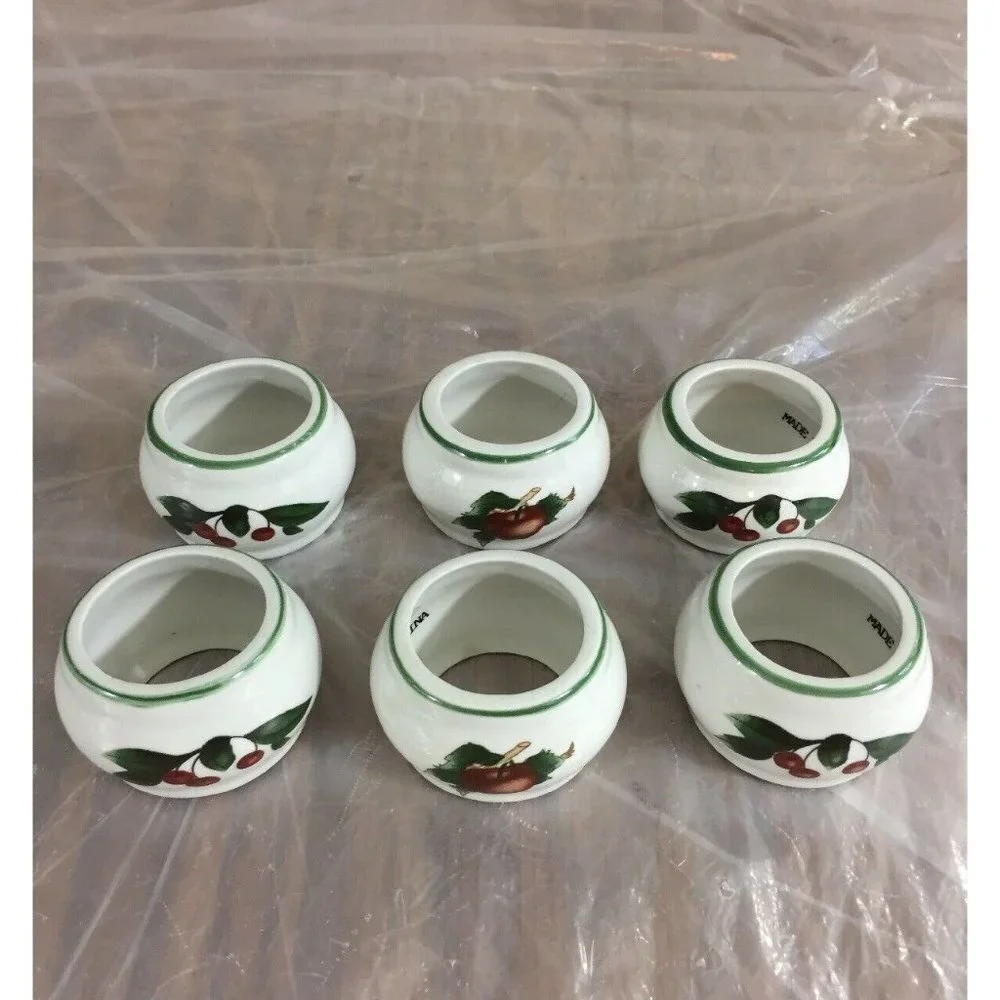 VTG Ceramic Napkin Rings White Apples Cherries 1.25